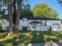 3767 TURNER Windsor, ON N8W 3N2