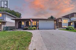 529 SEVILLE STREET Oshawa (Vanier), ON L1J 6R5