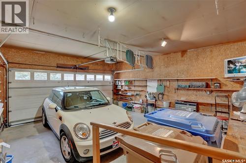 1146 Selo Place, Regina, SK - Indoor Photo Showing Garage