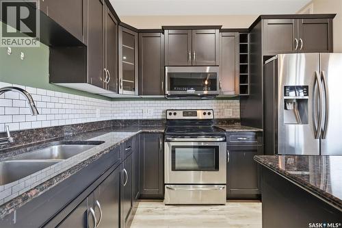 360 Willowgrove Lane, Saskatoon, SK - Indoor Photo Showing Kitchen With Double Sink With Upgraded Kitchen