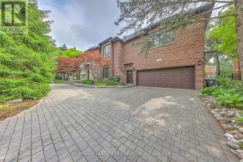 38 Misty Crescent, Toronto, ON - Outdoor