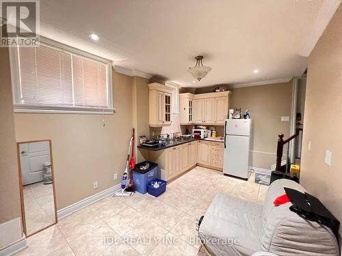 BASEMENT - 198A FINCH AVENUE E , Toronto, Ontario M2N 4R9 2