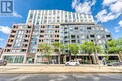 910 - 1808 ST. CLAIR AVENUE W Toronto, ON M6N 0C1