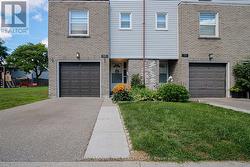 50 - 2440 BROMSGROVE ROAD  Mississauga, ON L5J 4J7