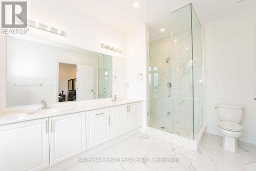 1320 Anthonia Trail, Oakville, ON - Indoor Photo Showing Bathroom