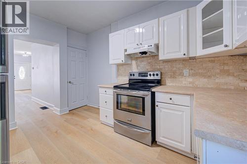 299 Bay Street N, Hamilton, ON - Indoor Photo Showing Kitchen
