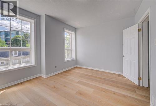 299 Bay Street N, Hamilton, ON - Indoor Photo Showing Other Room
