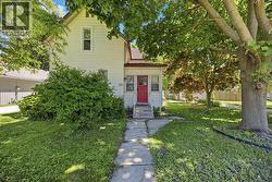 454 MAUDE STREET Petrolia, ON N0N 1R0