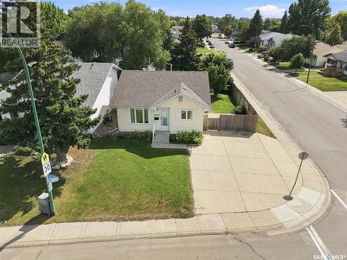 1202 Mccormack Road, Saskatoon, SK - Outdoor
