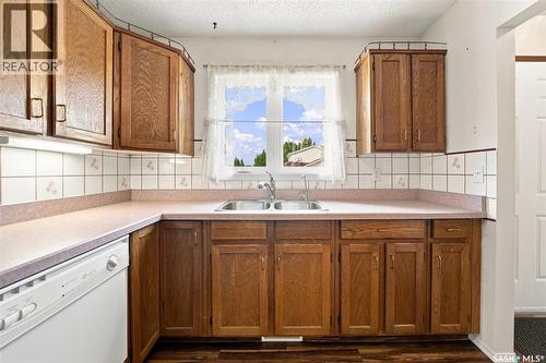 1202 Mccormack Road, Saskatoon, SK - Indoor Photo Showing Kitchen With Double Sink