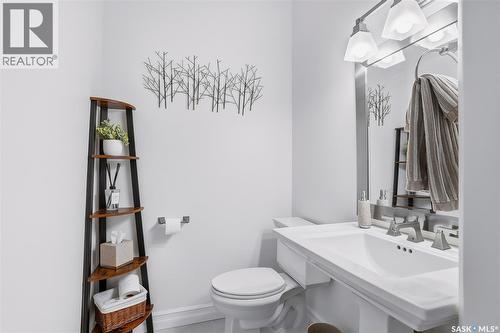 242 Denham Crescent, Saskatoon, SK - Indoor Photo Showing Bathroom