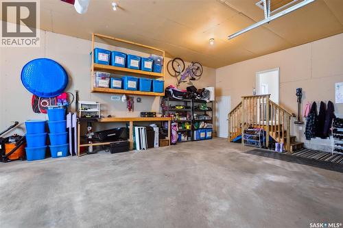242 Denham Crescent, Saskatoon, SK - Indoor Photo Showing Garage