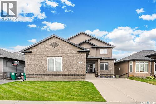 242 Denham Crescent, Saskatoon, SK - Outdoor With Facade
