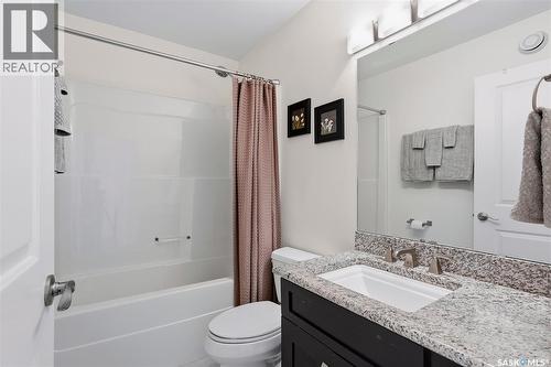 242 Denham Crescent, Saskatoon, SK - Indoor Photo Showing Bathroom