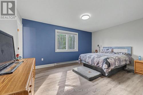 575 Hart Road, Callander, ON - Indoor Photo Showing Bedroom