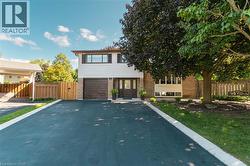 1319 SHERWOOD Court  Burlington, ON L7M 1C8