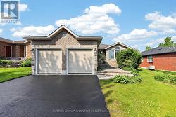 101 LION'S GATE BOULEVARD Barrie, ON L4M 7E5