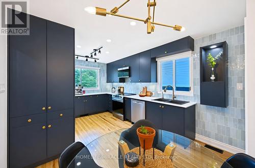 2108 Falmouth Terrace, Burlington, ON - Indoor