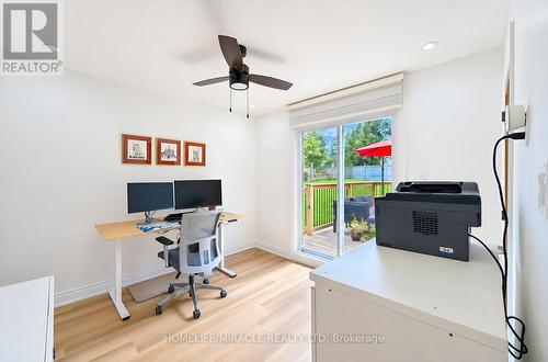 2108 Falmouth Terrace, Burlington, ON - Indoor