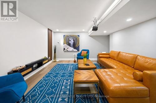2108 Falmouth Terrace, Burlington, ON - Indoor