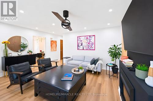 2108 Falmouth Terrace, Burlington, ON - Indoor Photo Showing Other Room