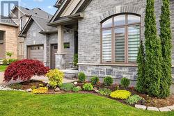 717 JACKPINE WAY  London North (North B), ON N5X 0L9