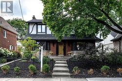 71 STANLEY AVENUE  Hamilton, ON L8P 2L2