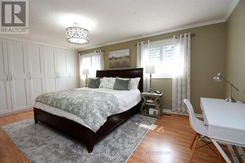 Master bedroom - 470 Amanda Crescent, Burlington, ON - Indoor Photo Showing Bedroom