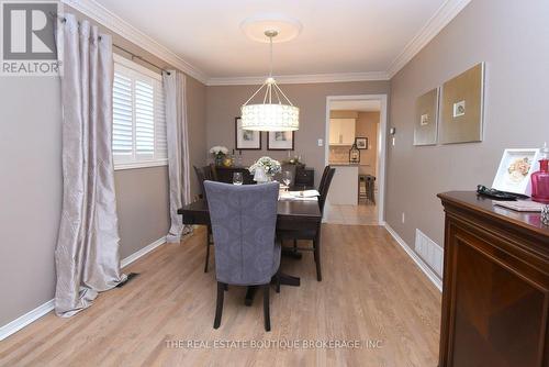 Large family dining room - 470 Amanda Crescent, Burlington, ON - Indoor Photo Showing Dining Room