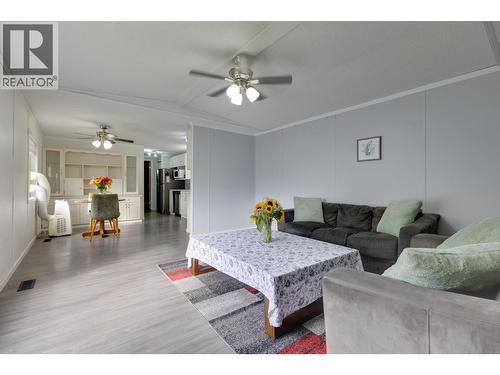 181 2500 Grant Road, Prince George, BC - Indoor Photo Showing Living Room