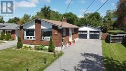 10 KIRKWOOD CRESCENT  Selwyn, ON K0L 2H0