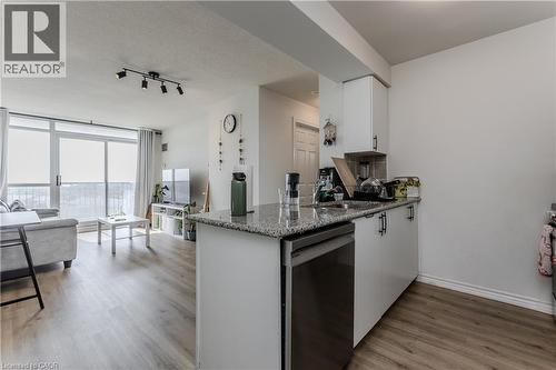 2325 Central Park Drive Unit# 709, Oakville, ON - Indoor