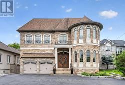 101 ELGIN MILLS ROAD W  Richmond Hill, ON L4C 4M1