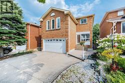 292 UKRAINE ROAD  Mississauga (Fairview), ON L5B 3W6