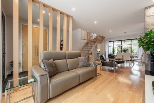 Vue d'ensemble - 345 Rue Narbonne, Sainte-Julie, QC - Indoor Photo Showing Living Room