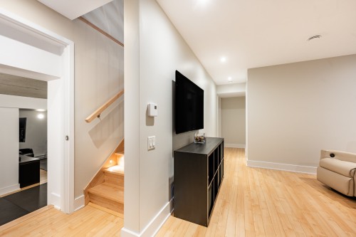 Sous-sol - 345 Rue Narbonne, Sainte-Julie, QC - Indoor Photo Showing Other Room