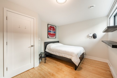 Chambre à coucher - 345 Rue Narbonne, Sainte-Julie, QC - Indoor Photo Showing Bedroom