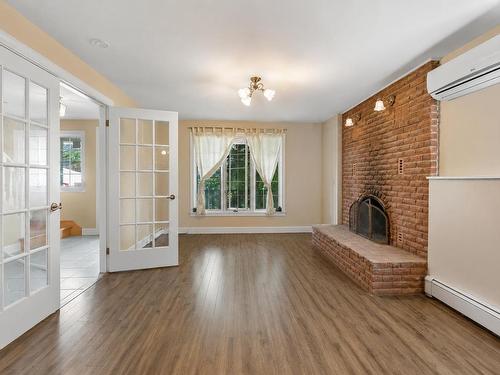 47 Forest Road, Dartmouth, NS - Indoor With Fireplace