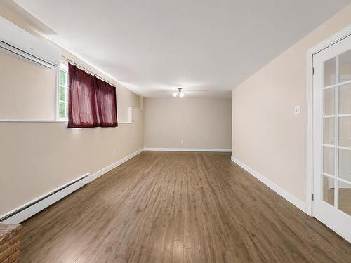 47 Forest Road, Dartmouth, NS - Indoor Photo Showing Other Room