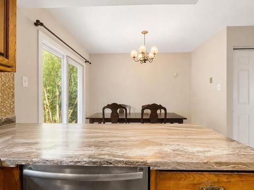 47 Forest Road, Dartmouth, NS - Indoor