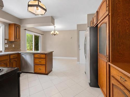 47 Forest Road, Dartmouth, NS - Indoor Photo Showing Kitchen