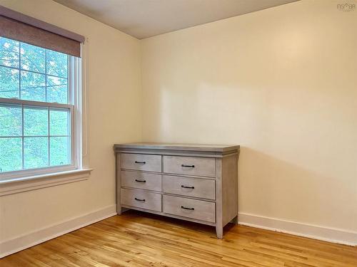 5 Elmwood Drive, Amherst, NS - Indoor Photo Showing Other Room