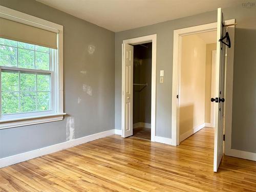 5 Elmwood Drive, Amherst, NS - Indoor Photo Showing Other Room