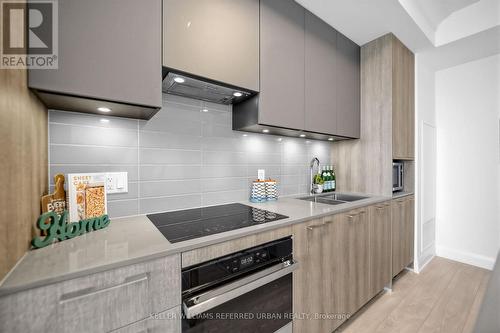 3706 - 8 Water Walk Drive, Markham, ON - Indoor Photo Showing Kitchen With Double Sink With Upgraded Kitchen
