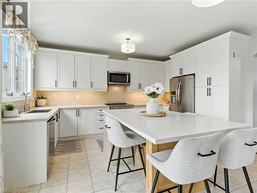 200 Giddings Crescent, Milton, ON - Indoor