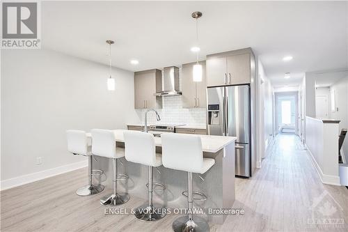 3 - 569 MCLEOD STREET , Ottawa, Ontario K1R 5R2 5