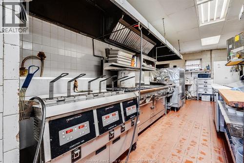 22 Main St. E., Kingsville, ON - Indoor Photo Showing Kitchen