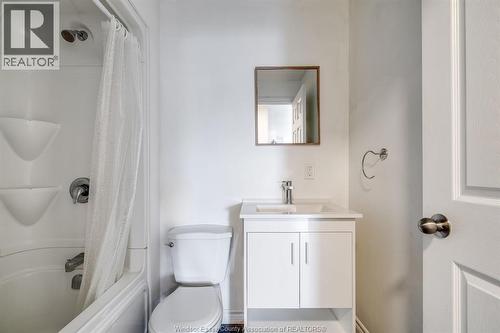 22 Main St. E., Kingsville, ON - Indoor Photo Showing Bathroom