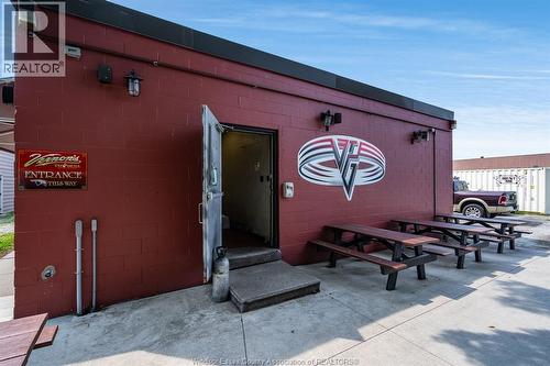 22 Main St. E., Kingsville, ON - Outdoor