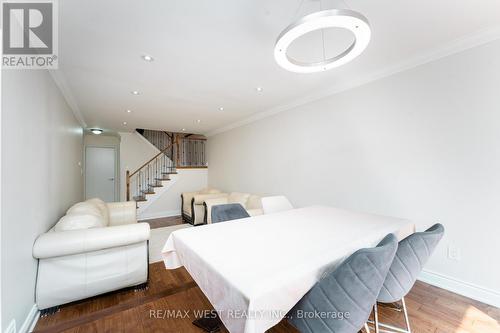 3098 Driftwood Drive, Burlington, ON - Indoor